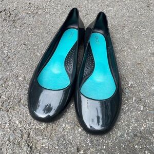 Oka-B Flats